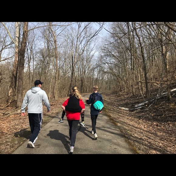 Meet your Posher, Kristen - Picture 1 of 1